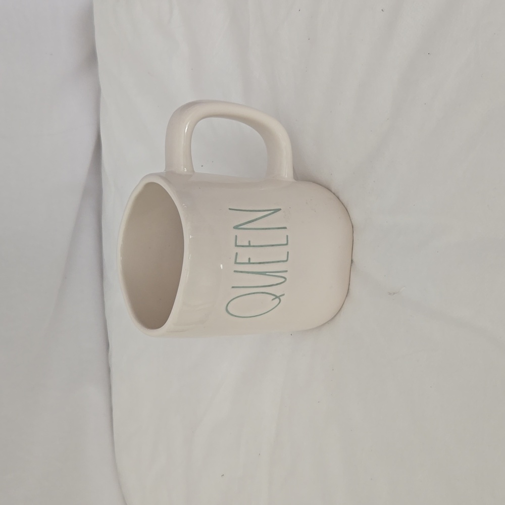 Rae Dunn mug